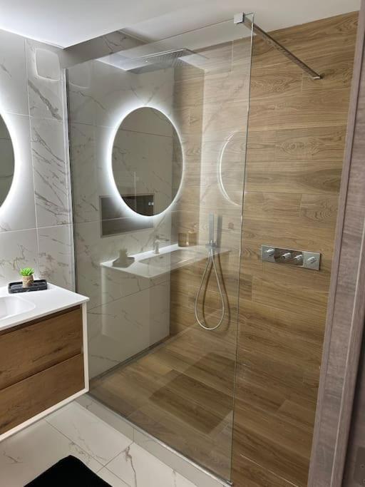Appartement Lahoucine Boulogne-sur-Mer Exterior foto
