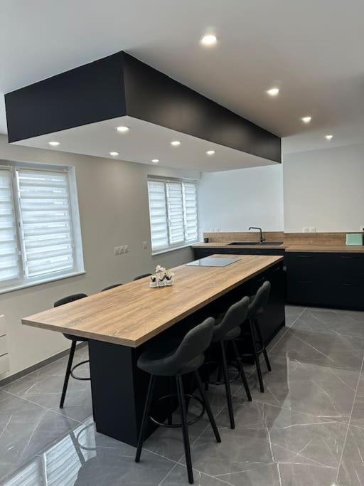 Appartement Lahoucine Boulogne-sur-Mer Exterior foto